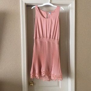 Brand new express L romantic dress 🌸